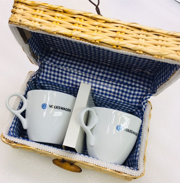 Sprungのワッペンちゃんさんが投稿したティータイム☕️・楽しく過ごしたい・仕事は楽しく人生は面白く♫・フォルクスワーゲン・マグカップ可愛い❤️に関するカスタム事例の投稿画像1枚目