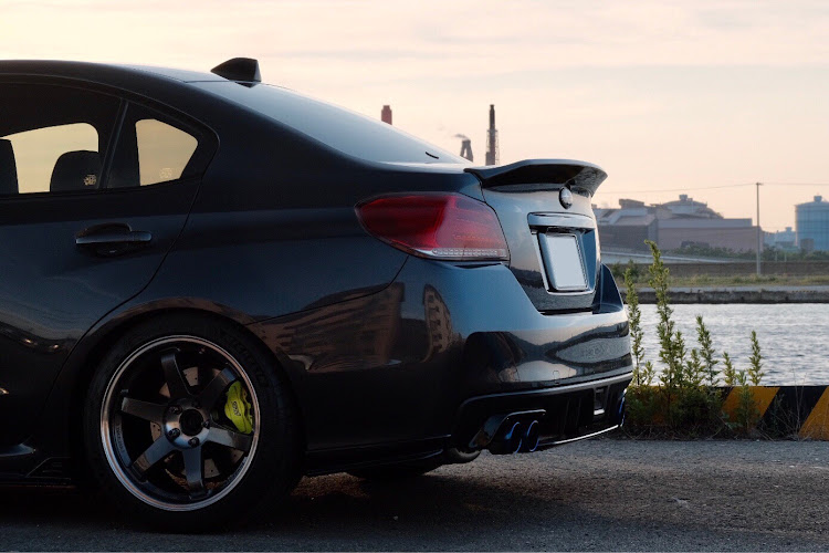 WRX STIの愛車撮影・トランクスポイラー・ドライブに関するカスタム事例の投稿画像4枚目