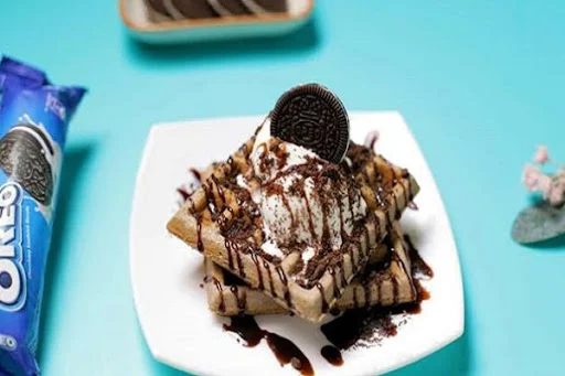 Crushed Oreo Cookies Waffle+ 150ML Icecream