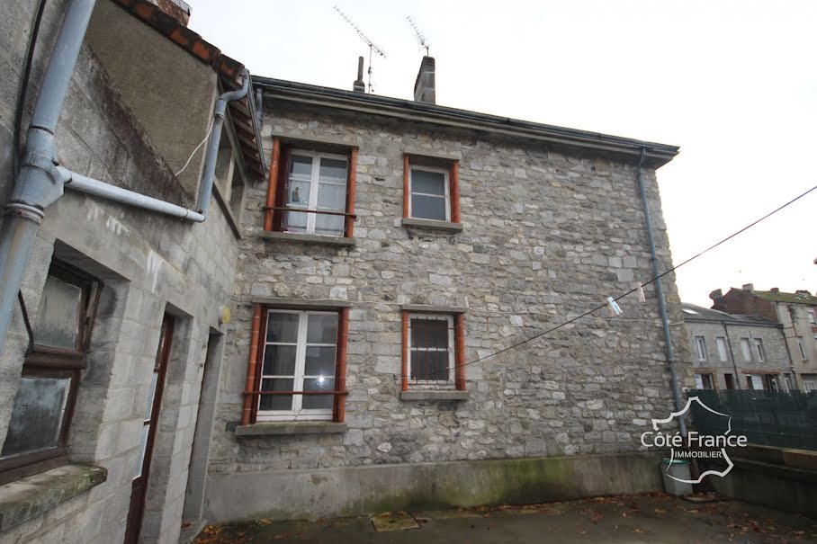 Vente maison  150 m² à Givet (08600), 118 000 €