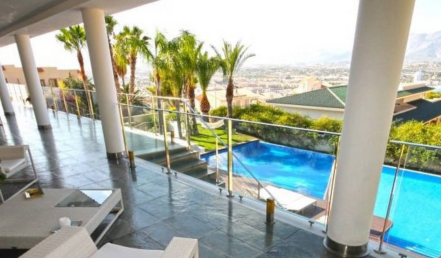 Villa with terrace L'Albir