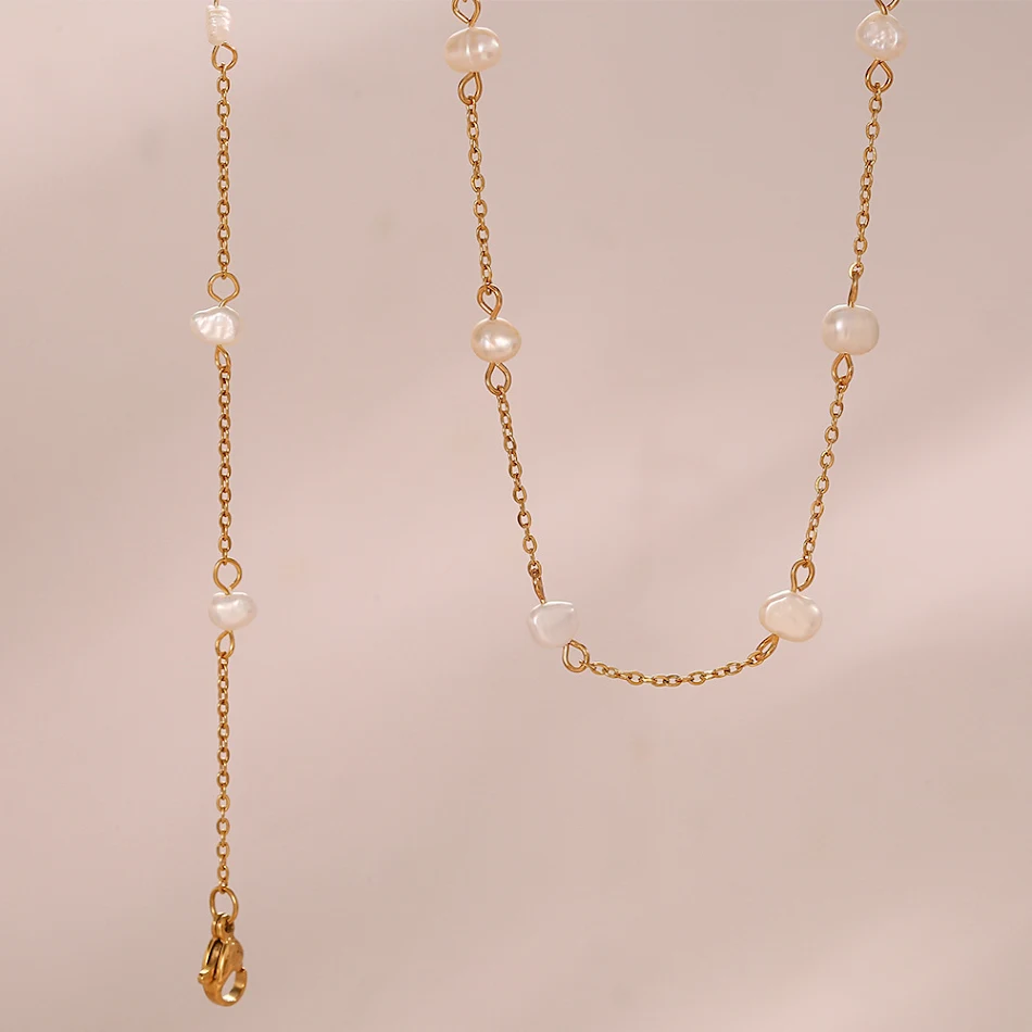 Bracelet ornement femme, simple et populaire. Un accessoire de mode élégant et tendance, parfait pour rehausser votre look au quotidien.