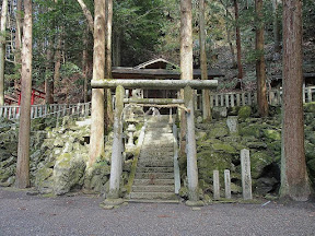 【日本がわかる神社のはなし】神社を通して見える老舗同士の不思議な縁、「永谷園と山本山」の意外すぎる繋がりとは？