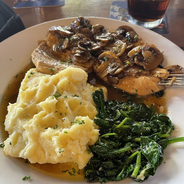 GF chicken marsala w mashed potatoes instead of pasta. Yes, really good!