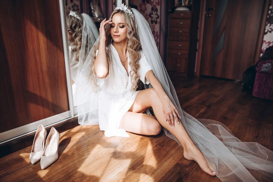 Wedding photographer Iren Bondar (bondariren). Photo of 17 June 2019