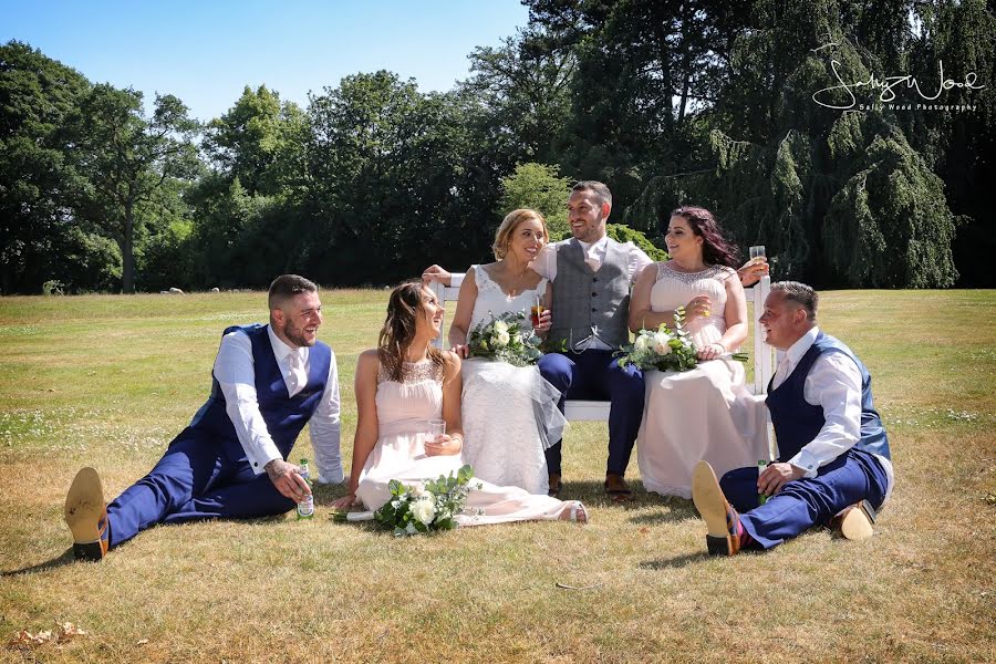 Wedding photographer Sally Wood (sallywoodphoto). Photo of 1 July 2019