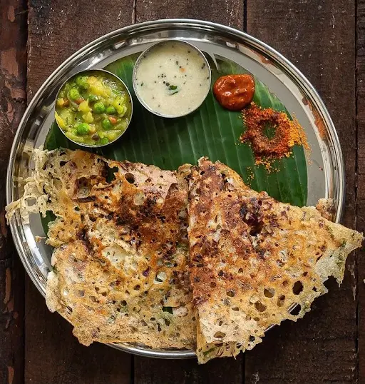 Udupi Rava Masala Dosai+Sambar, Chutney, Coconut Chutney&Gunpowder