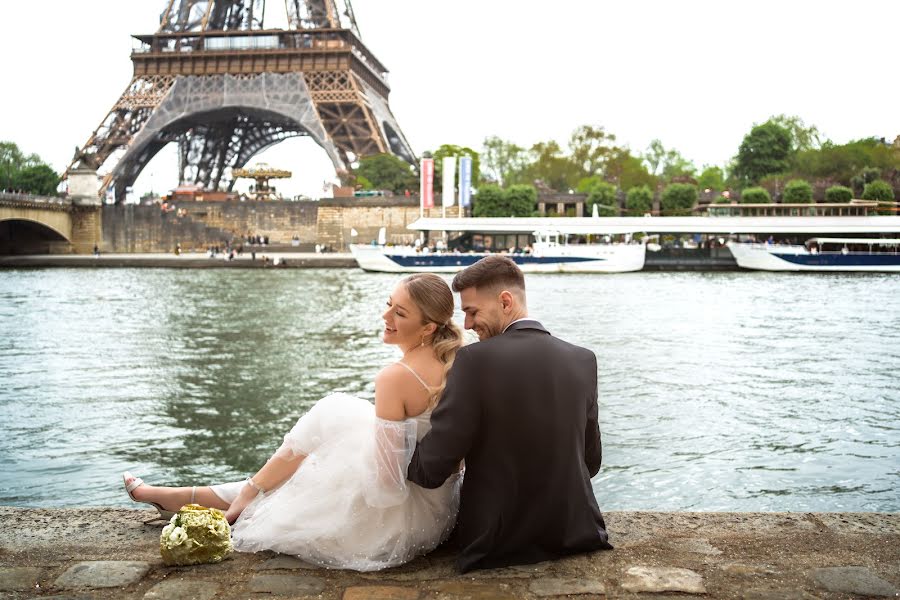 Fotografo di matrimoni Varqa Naderi (naderi). Foto del 19 settembre 2023