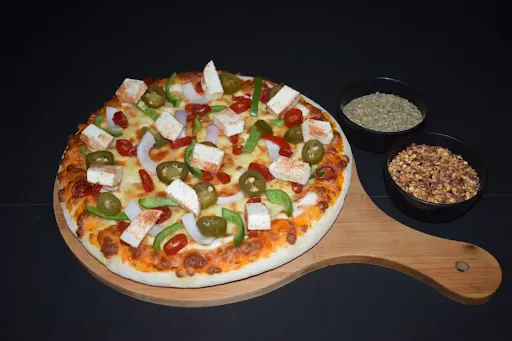 Spicy Paneer Pizza