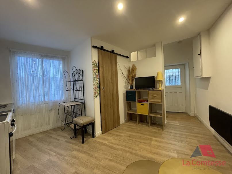 Location meublée maison 2 pièces 32 m² à Aubagne (13400), 595 €