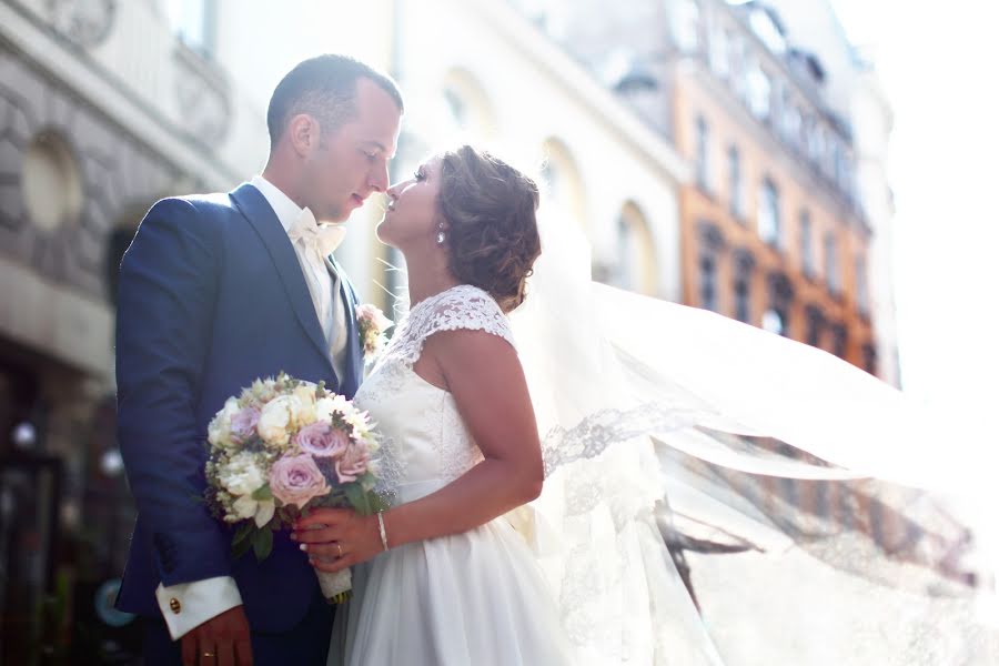 Fotógrafo de bodas Aleksandr Kosarev (almotional). Foto del 2 de febrero 2016