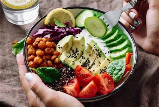 Belly Fat Diet Plan Menu: indin siced corn on the cob sliing ets weig...