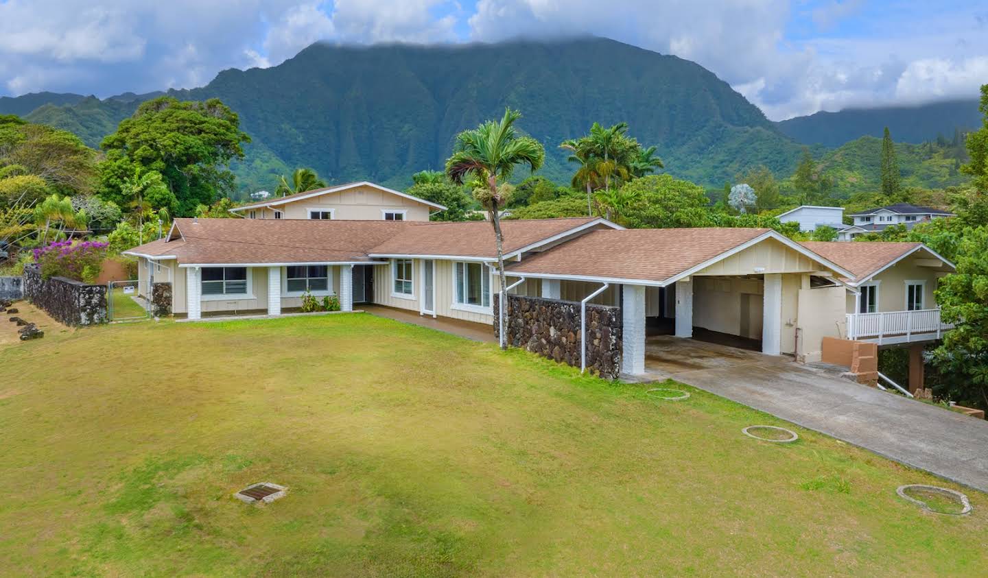 House with garden Kaneohe