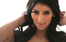 Kim Kardashian Tab small promo image