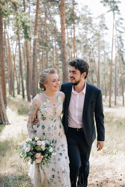 Wedding photographer Vera Cayukova (tsayukova). Photo of 3 April 2019