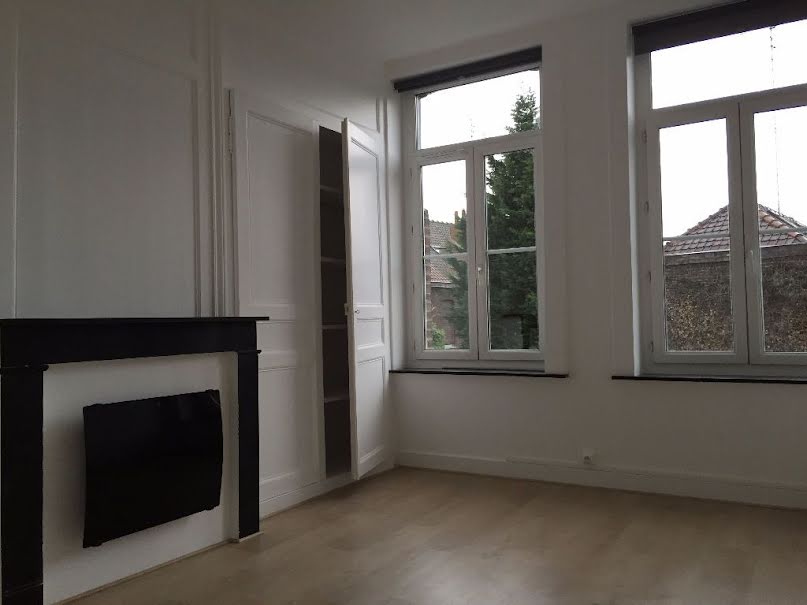 Location  appartement 2 pièces 33 m² à Lille (59000), 562 €