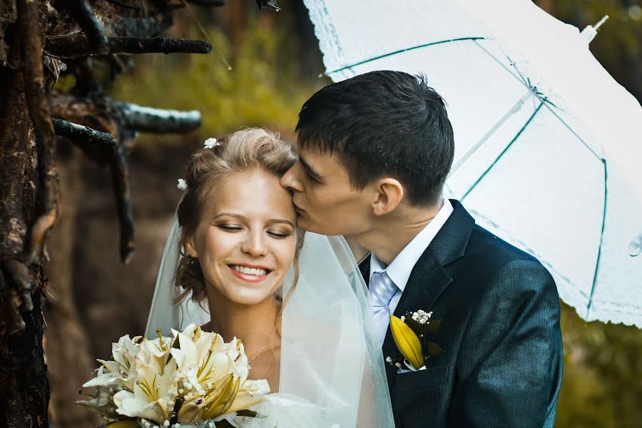 Wedding photographer Leyla Rustamova (leylarustamovaph). Photo of 28 October 2013