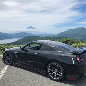 NISSAN GT-R R35