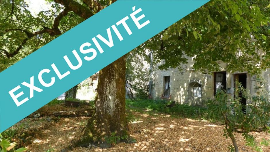 Vente maison 3 pièces 81 m² à Bonnevaux-le-Prieuré (25620), 70 000 €