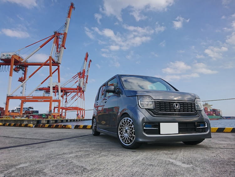 N-WGN カスタムの2021ベストショット・10月にエントリーします・カレンダーに載ってみたい・N-WGN custom・霞埠頭に関するカスタム事例の投稿画像1枚目