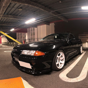 スカイライン R32