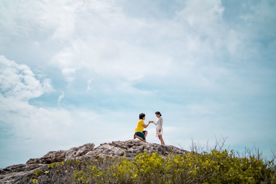 Jurufoto perkahwinan Luis Tovilla (loutovilla). Foto pada 31 Mei 2021