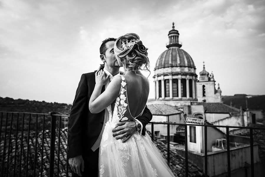 Fotografo di matrimoni Salvo Gulino (salvo). Foto del 21 settembre 2022