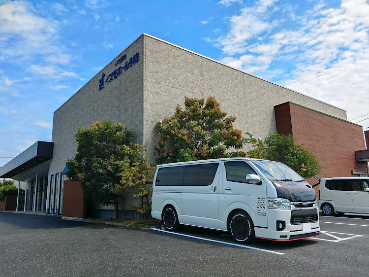 ハイエースバンのてつりんXさんが投稿したカスタム事例の投稿画像1枚目