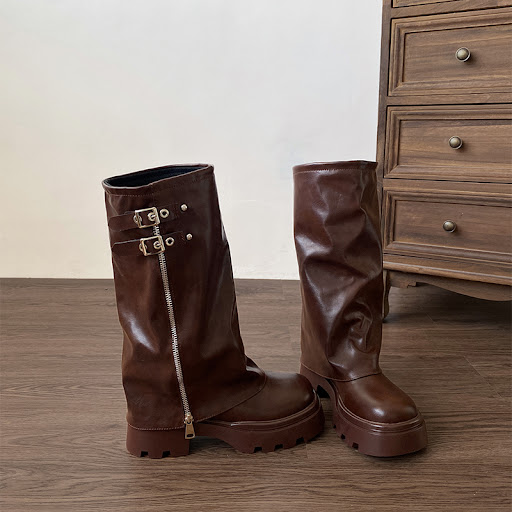 Title 5, Childrens knee high brown boots with thick sol...