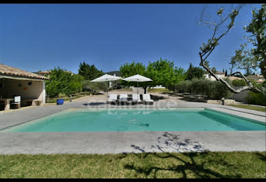 House with pool and terrace 2