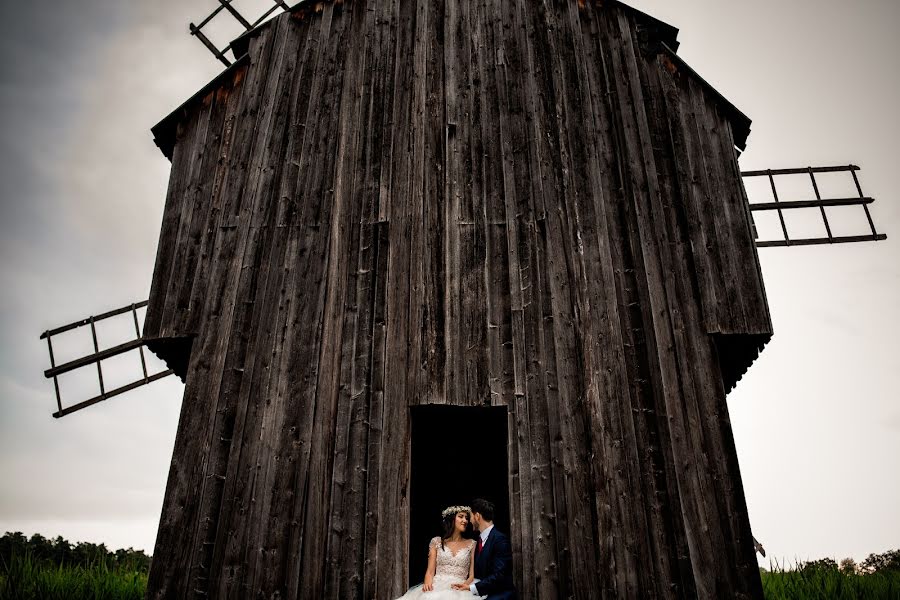 Fotografo di matrimoni Casian Podarelu (casian). Foto del 2 luglio 2019