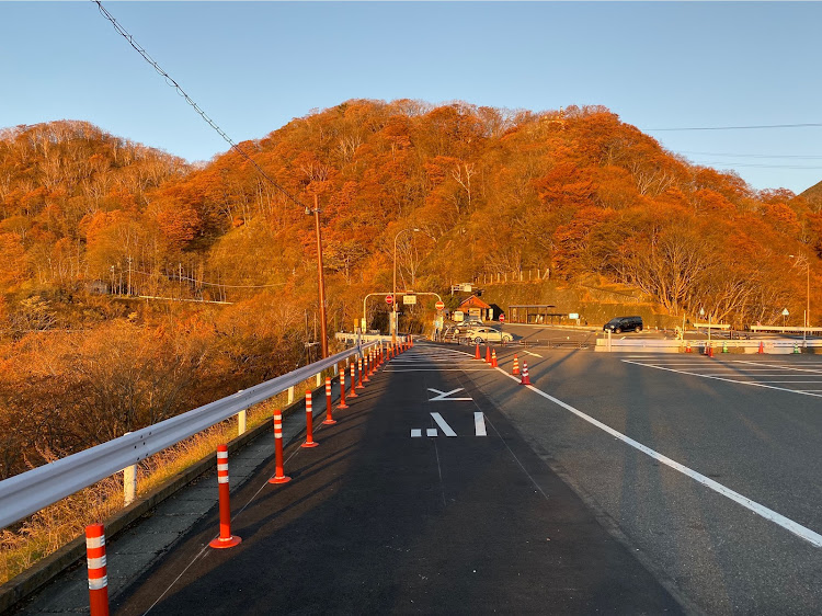 シビックタイプRのドライブ・紅葉ドライブ・ドライブスポットに関するカスタム事例の投稿画像1枚目