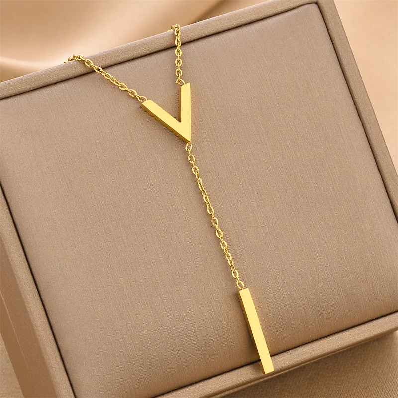 Titanium stalen ketting dames mode persoonlijkheid. Duurzame en stijlvolle ketting, perfect voor dagelijks gebruik en een trendy look.