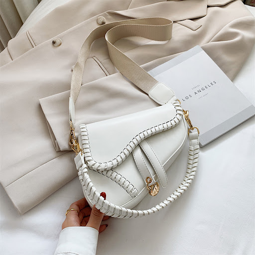 Title 4, Western style small square bag, a wild net red ...