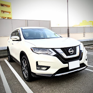 エクストレイル NT32