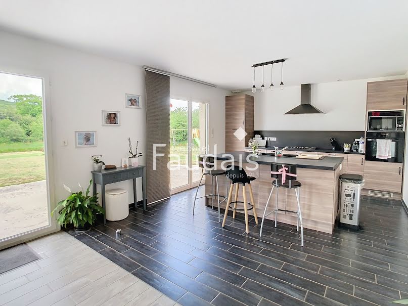 Vente maison 12 pièces 260 m² à Doville (50250), 360 000 €