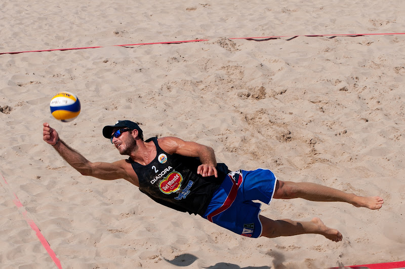 Volley on the beach di Luporosso