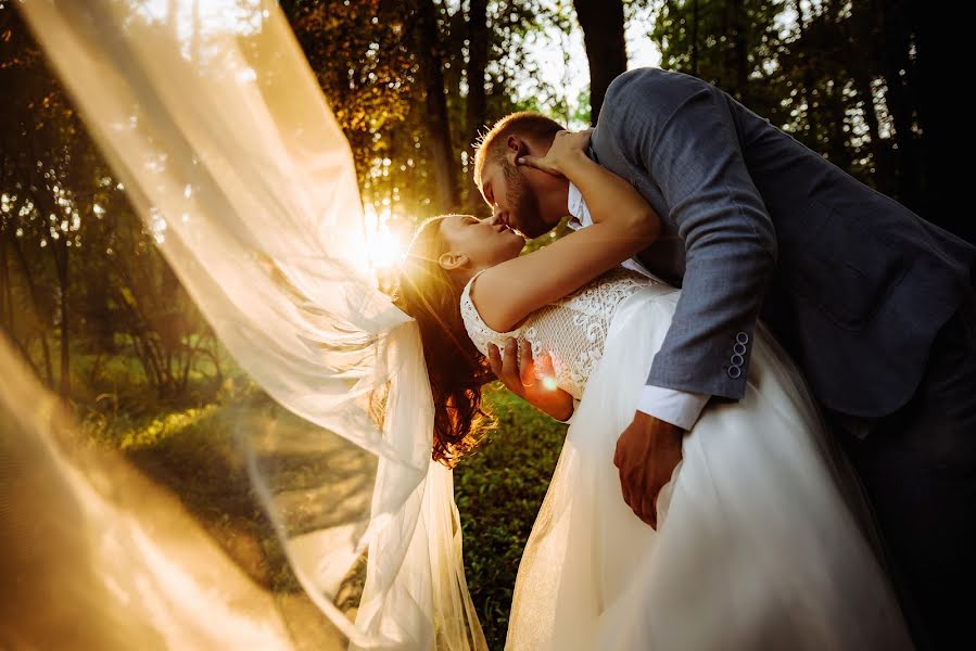 Fotografo di matrimoni Evgeniy Gololobov (evgenygophoto). Foto del 1 novembre 2020