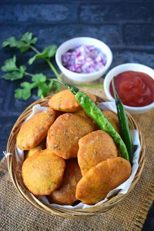 Potato Bajji [6 Pieces]