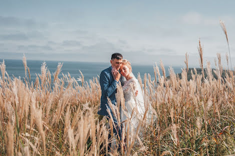 Fotógrafo de casamento Sofiya Valova (valovaphoto). Foto de 14 de janeiro 2020