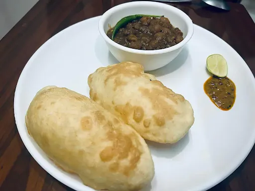 Chole Bhature Combo