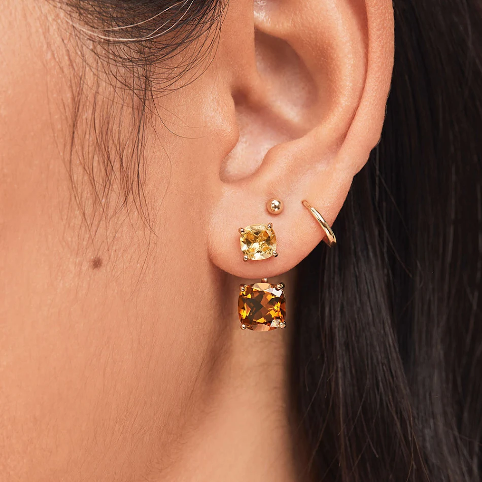 Dames Bear Zircon Hollow Square oorbellen, een stijlvolle toevoeging aan je outfit, perfect voor dagelijks gebruik of als cadeau.