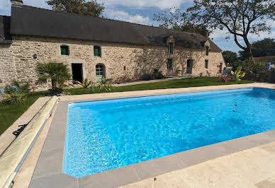 House with pool and garden 20