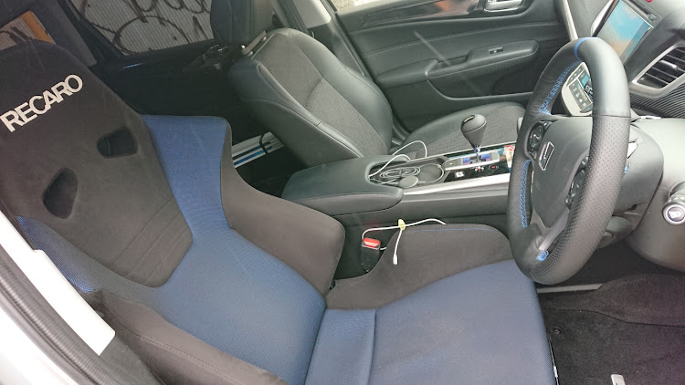 ジェイドのコロナウイルスに負けるな・DIY・RECARO・SR-6に関するカスタム事例の投稿画像2枚目