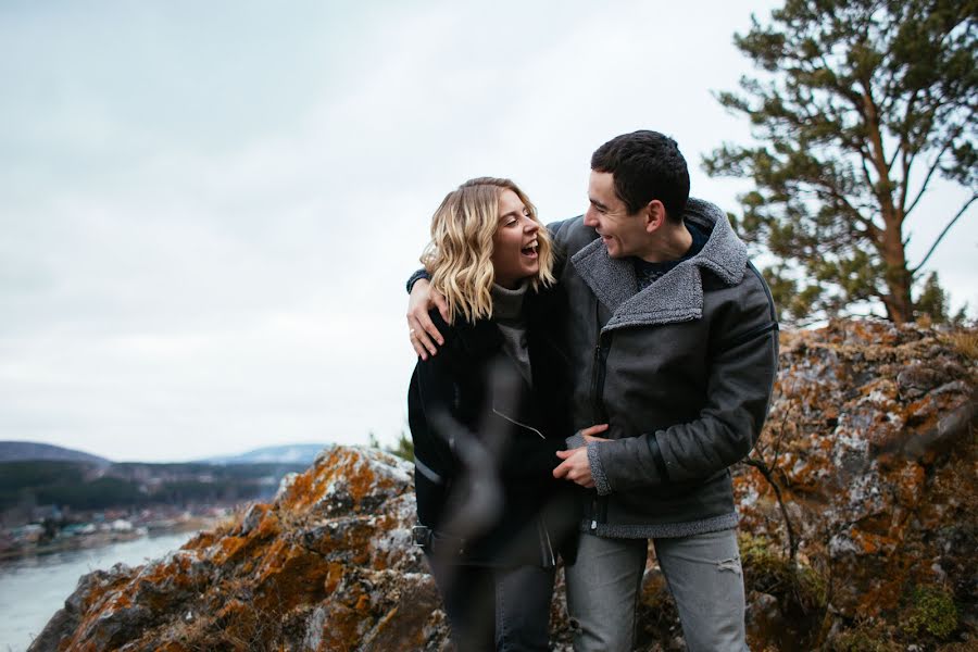 Fotógrafo de casamento Maksim Timoshenko (timoha). Foto de 24 de outubro 2019