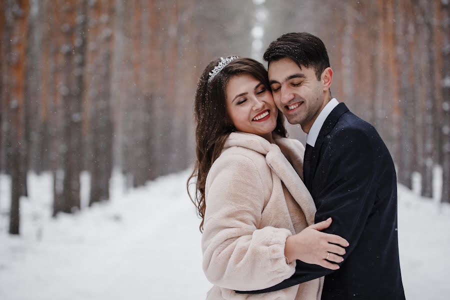 Fotógrafo de casamento Sukhrab Bekzhanov (bekzhanov). Foto de 18 de dezembro 2018