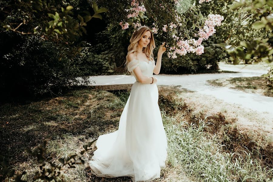 Fotografo di matrimoni Alena Litvinova (litvinovasochi). Foto del 4 settembre 2018