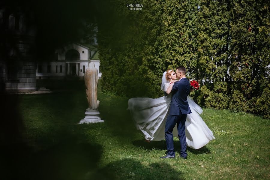 Wedding photographer Maksim Drozhnikov (maximfoto). Photo of 25 June 2017