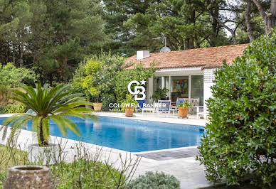 Property with pool 10