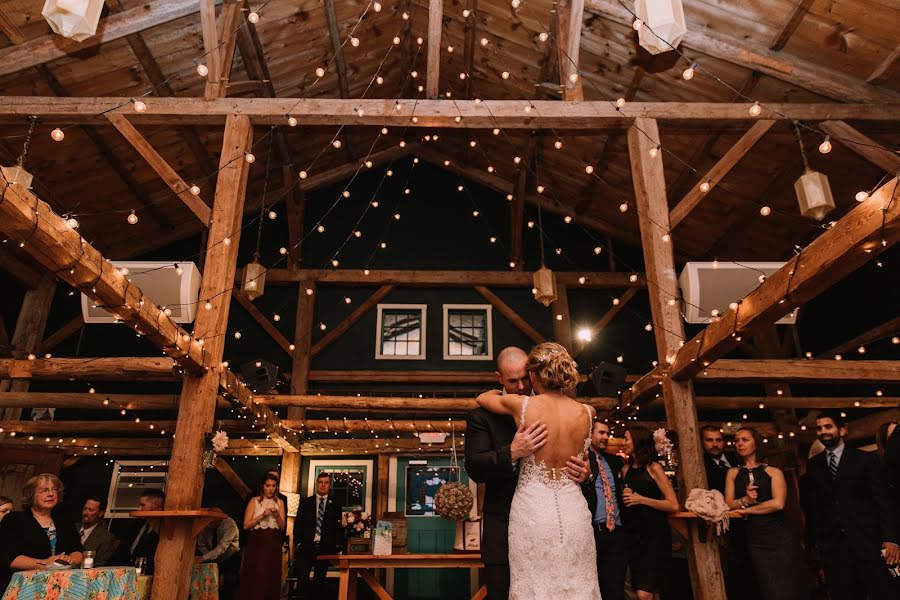 Fotografo di matrimoni Jessie Dineen (jessiedineen). Foto del 8 settembre 2019